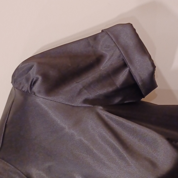 Guess Black Satin Short Sleeve Cocktail Dress- Sz. 5/Sm - Picture 5 of 12